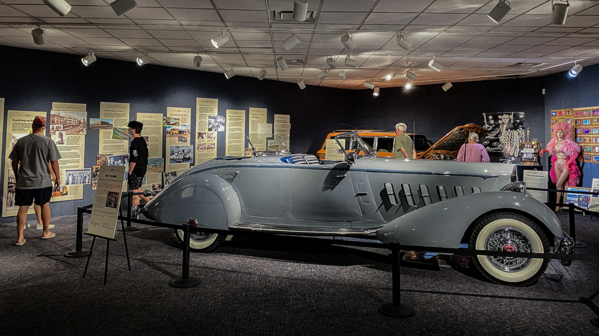 Bill Harrah retrospective debuts at National Automobile Museum